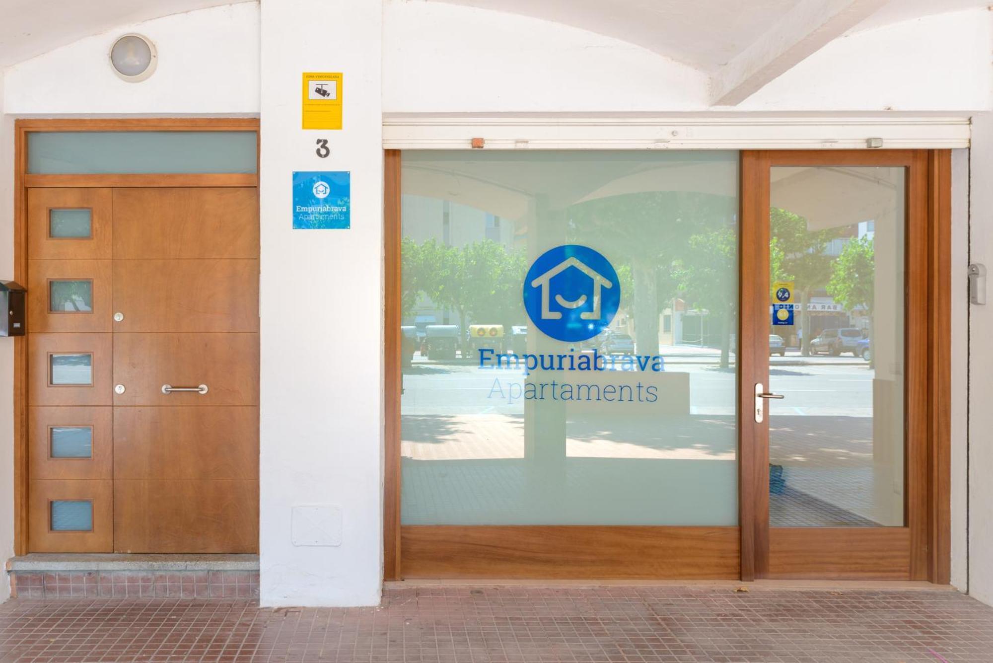 Empuriabrava Apartaments - Nº2 Exteriör bild